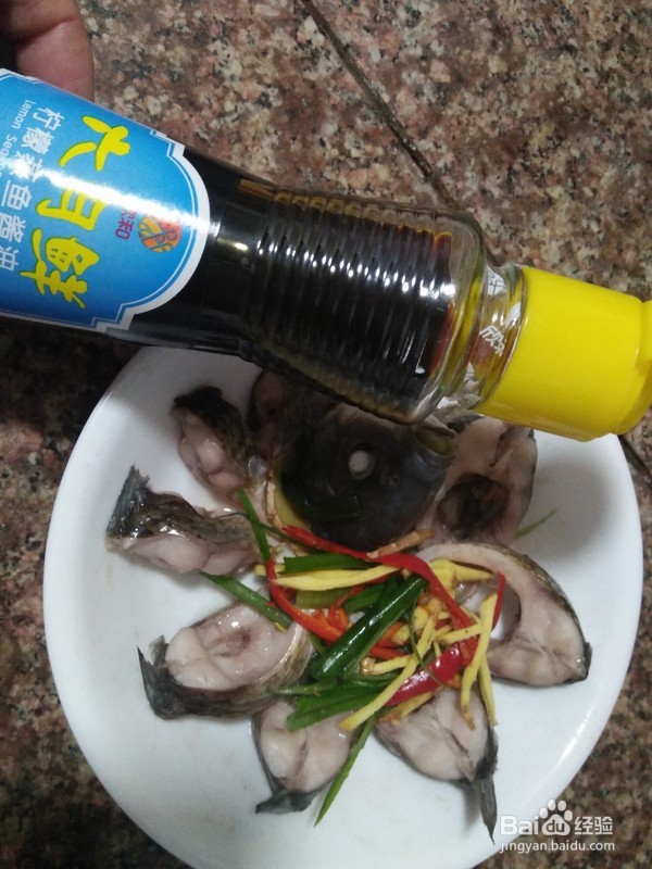 蒸鲫鱼的烹饪方法