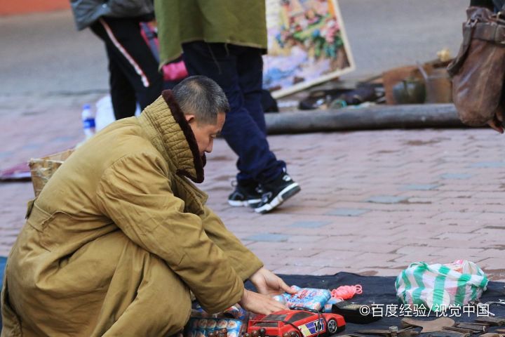 为什么羽绒服比棉服保暖