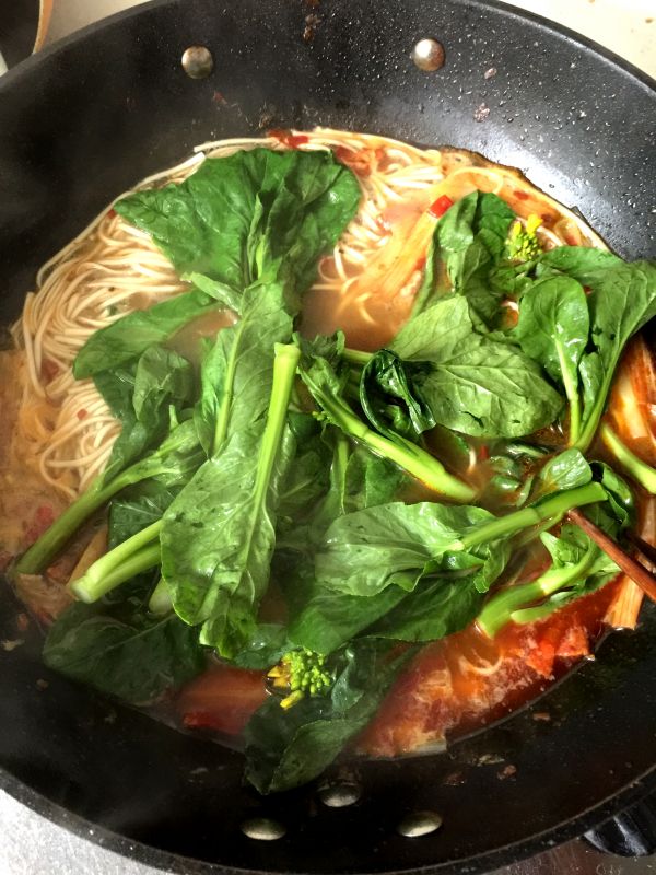 香辣榨菜肉丝面