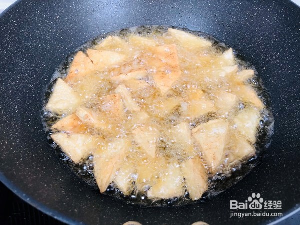 红烧三角豆腐的做法