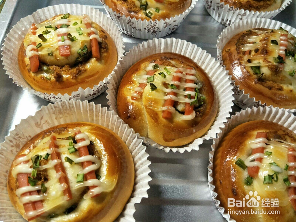 新手教程火腿肠肉松香葱面包