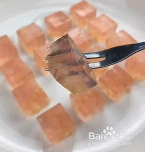 如何自制粉嫩蜜桃果冻？