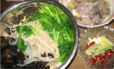 看看香辣老碗鱼的做法