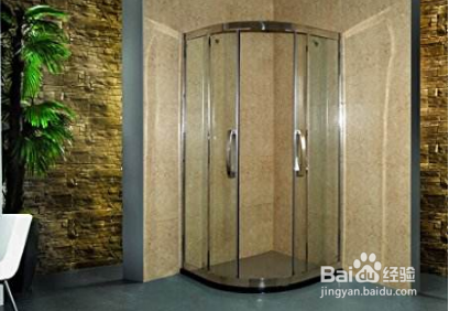 不对着地漏如何装淋浴房