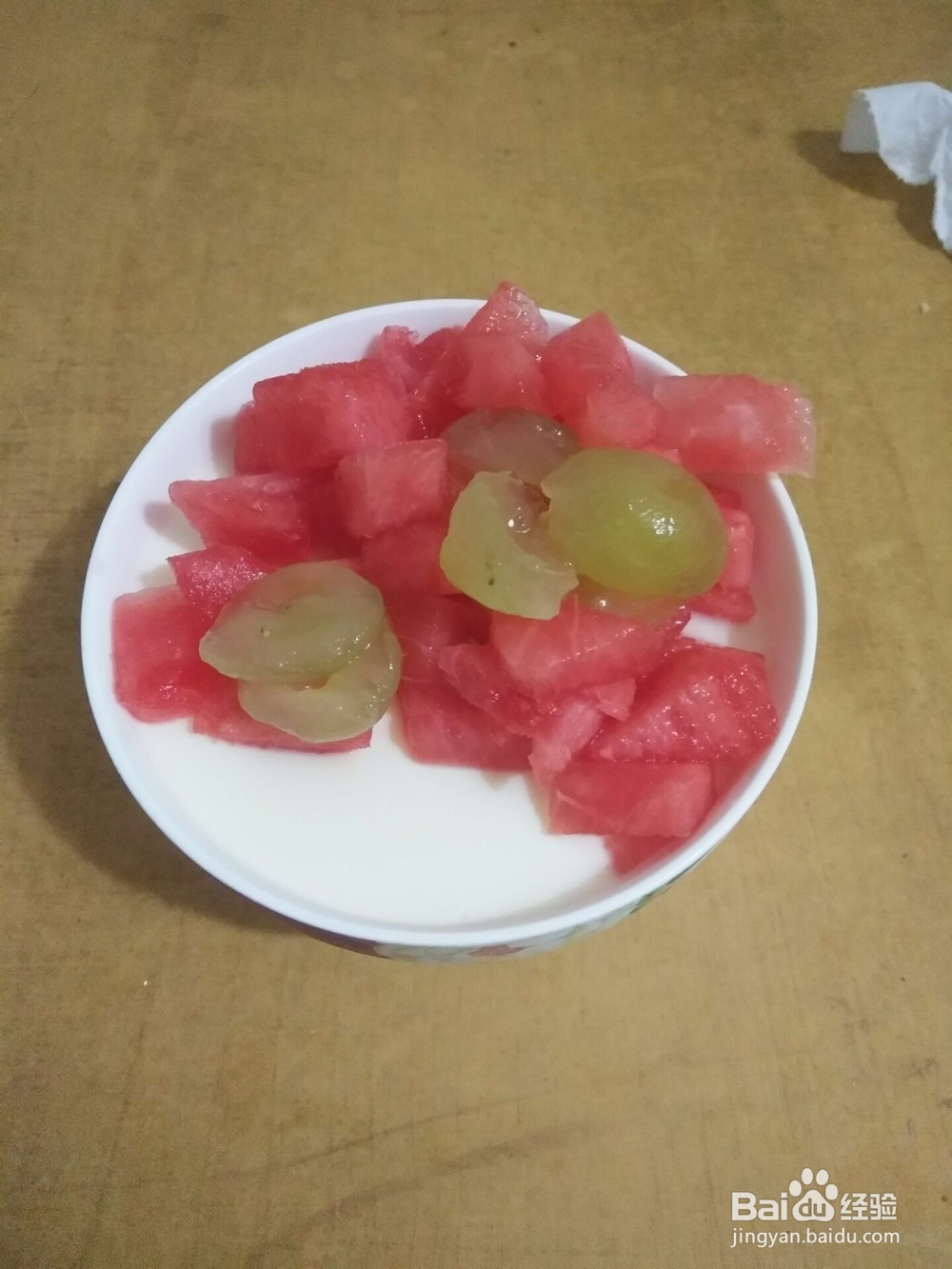 冰冰凉凉的水果双皮奶