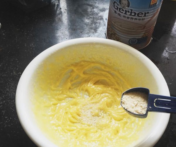 宝宝米粉纽扣饼干