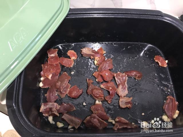 白玉菇炒肉的做法[图]