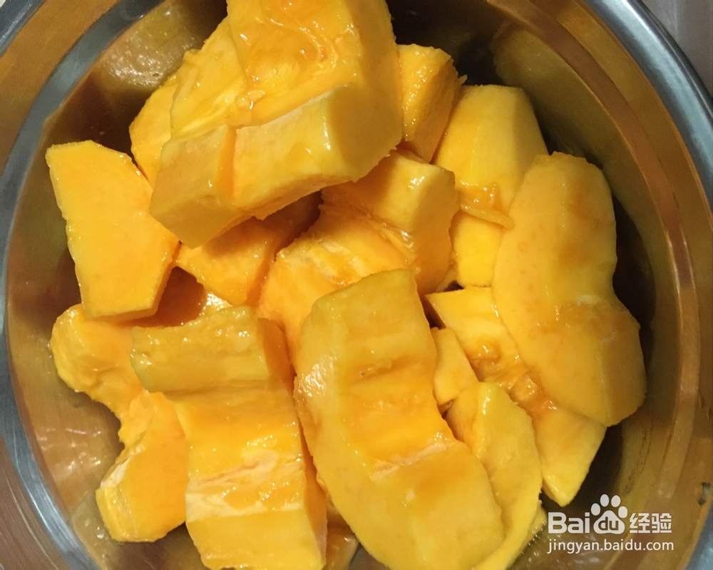 怎么简单的做广式月子餐木瓜鲫鱼汤?