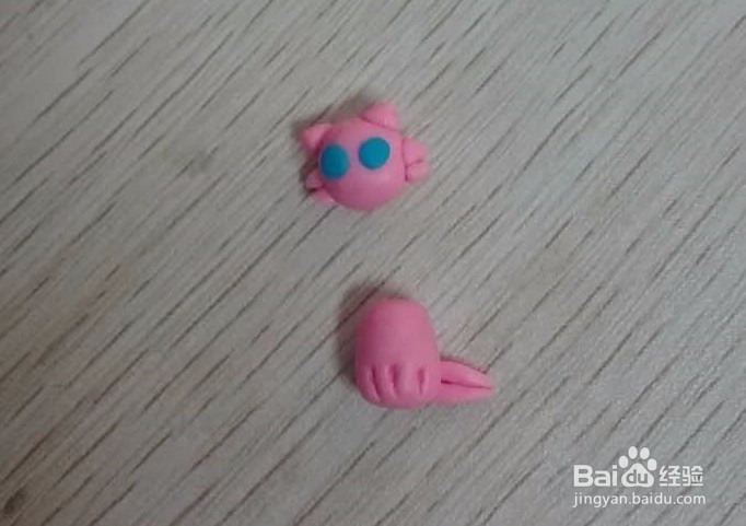 牡丹花上的猫咪黏土做法