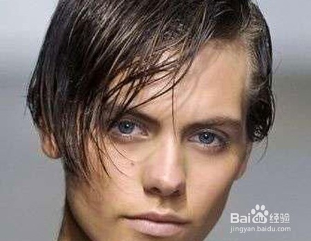 性感美人， 将湿发进行到底！