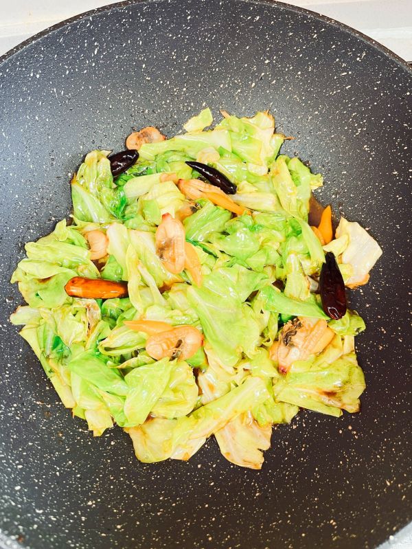 黄蚬子干爆炒大头菜