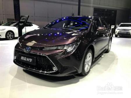 A级车强者相约换代，“小天籁”轩逸和“小亚洲龙”雷凌该选谁？