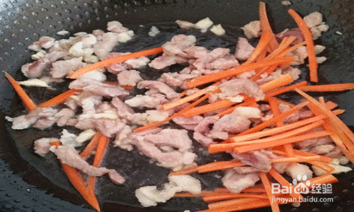 久碗渔粉加盟店的炒河粉做法