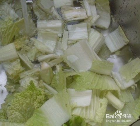 制作好吃的白菜炒粉丝