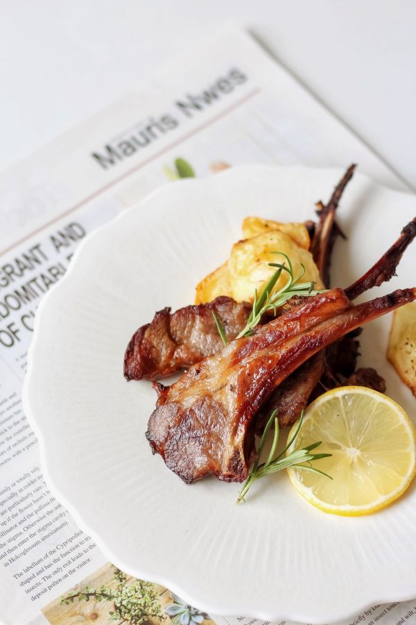 柠香法式烤羊排