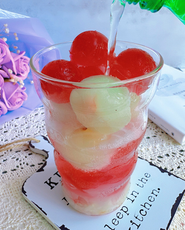 荔枝蔓越莓多多