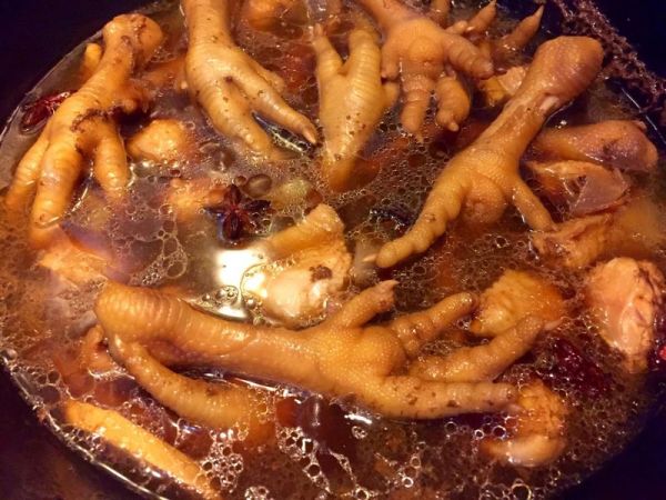 家常鸡爪～下酒菜