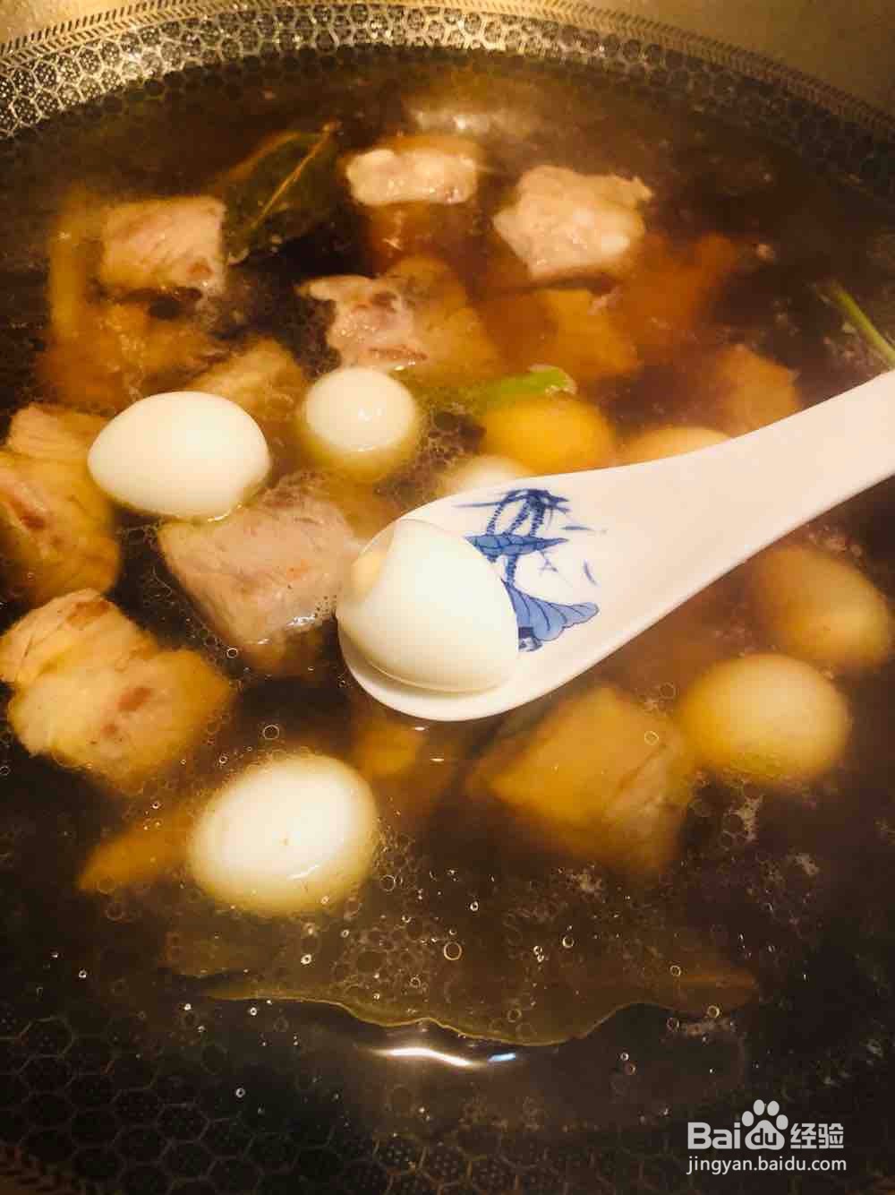 排骨年糕鹌鹑蛋的做法