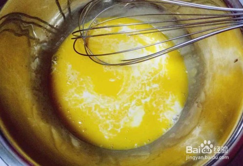 家常版8寸戚风蛋糕是怎么做的？