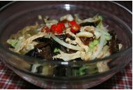 木耳素拌红薯粉丝