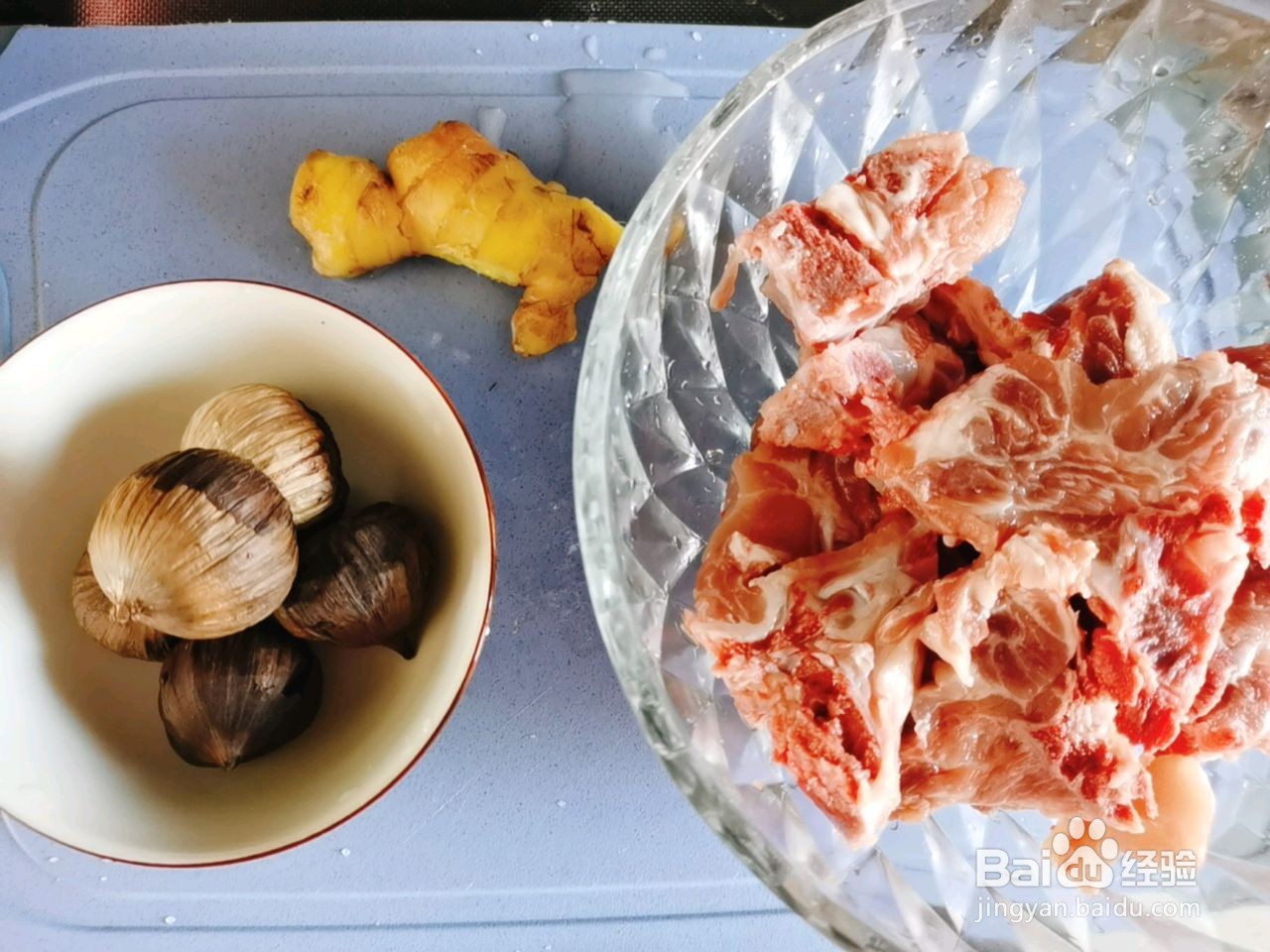 黑蒜龙骨汤怎么做