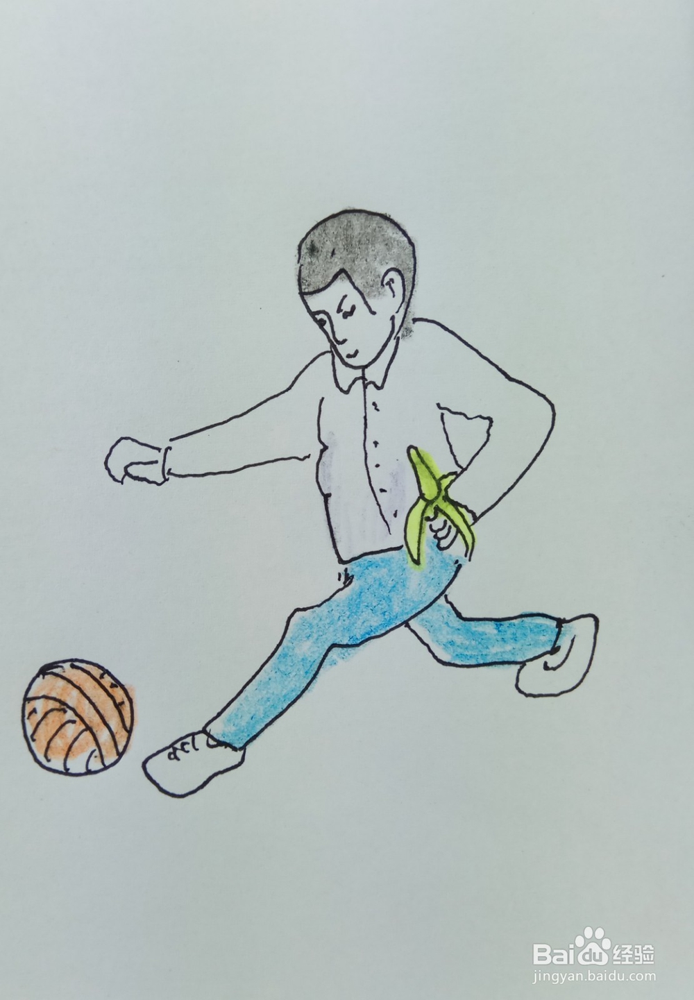 怎样画儿童简笔画快步奔跑着玩球的小孩？