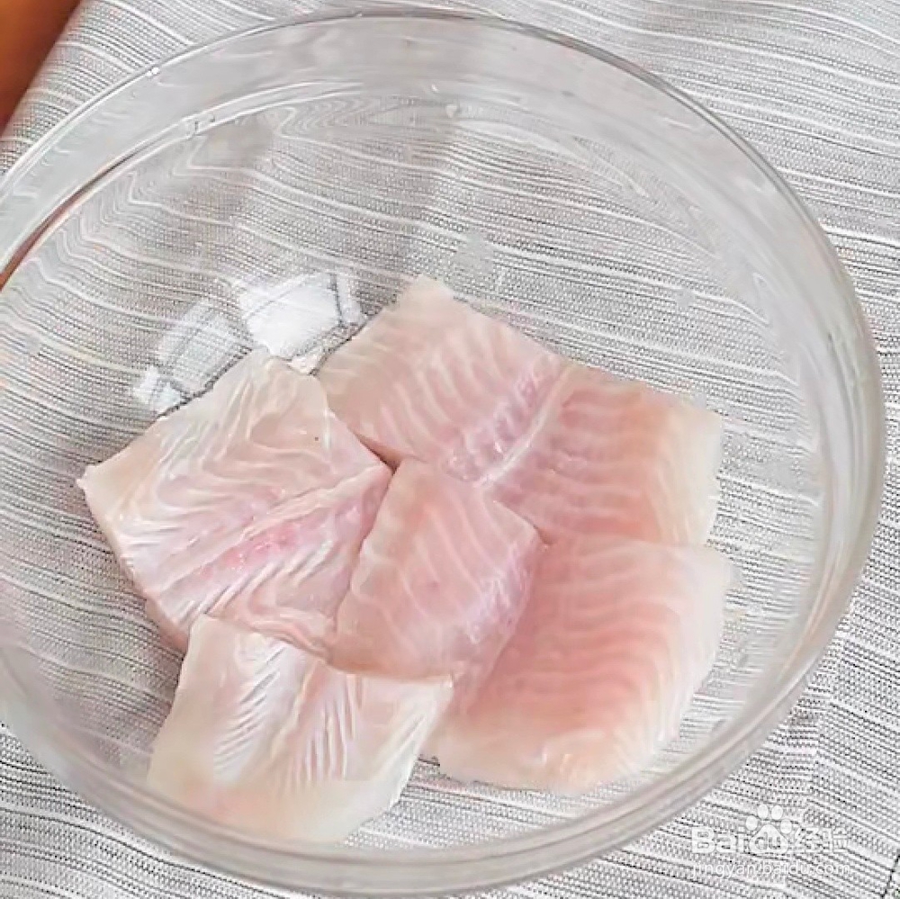 在家做香煎柠檬龙鱼的做法