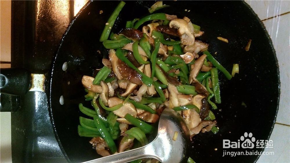 家常菜之香菇炒辣椒