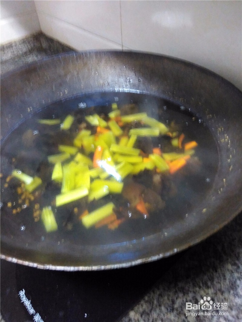 水煮三鲜——美味家常菜