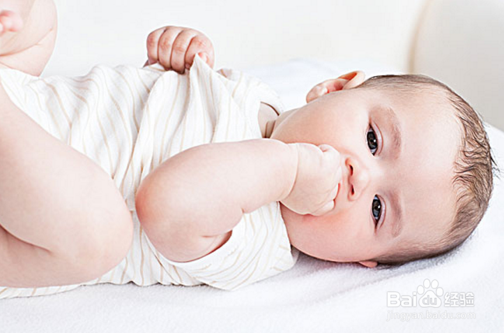 6个月宝宝总是哭闹不肯睡觉该怎么办?