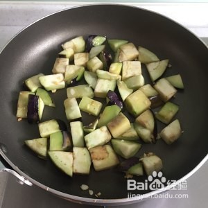 食补佳品西葫芦炖茄子的做法