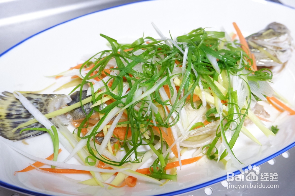 在家也能做的快手清蒸桂花鱼