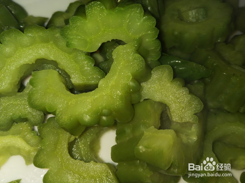 健康食谱:苦瓜烤鸡翅