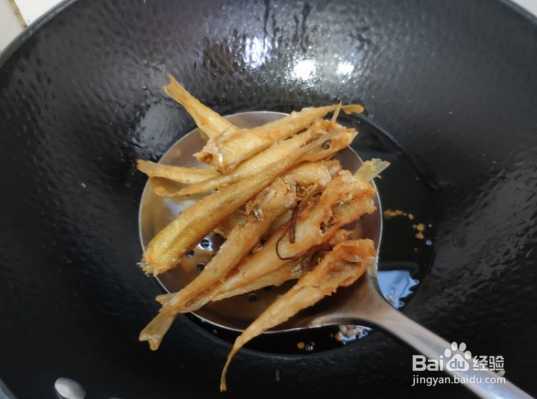 香酥沙丁鱼在家怎么做呢