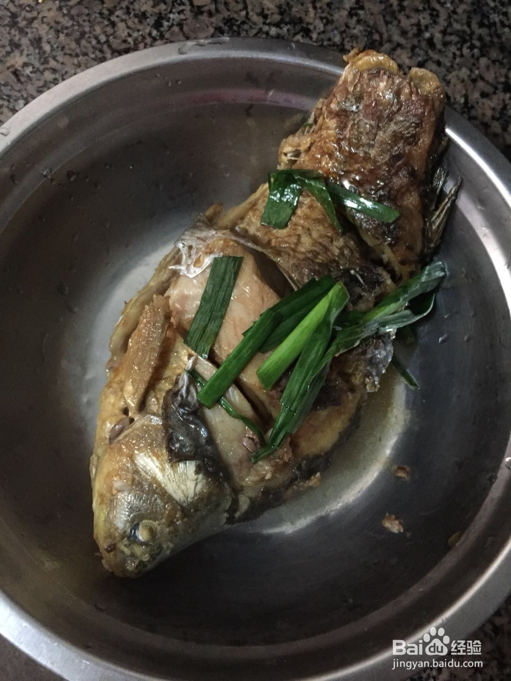 香煎鲫鱼的做法
