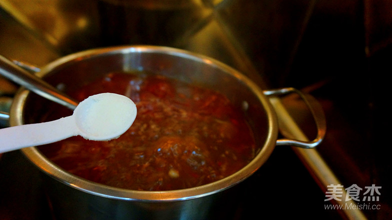 排骨米线煲的做法