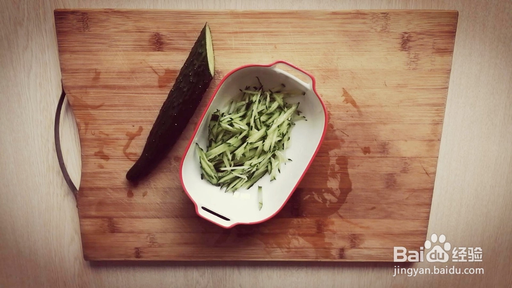 夏季佳品之鸡丝凉拌面怎么做才好吃？值得收藏