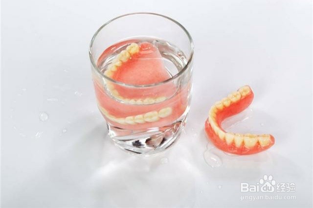 如何避免口臭情况？