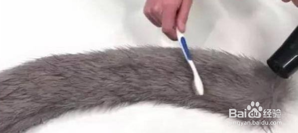 毛领怎样洗才能恢复如初?