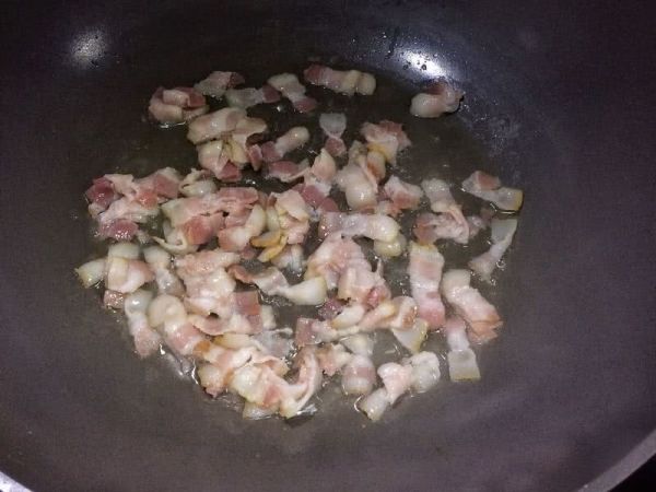 培根橄榄菜意面