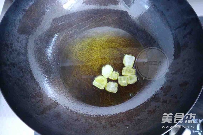 香菇炖土鸡的做法