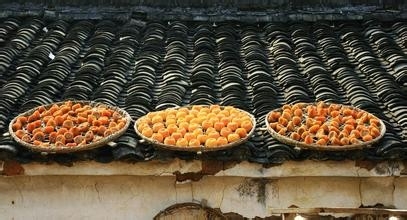 在农村家里自制柿饼