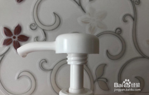 三谷洗发水泵头怎么打开