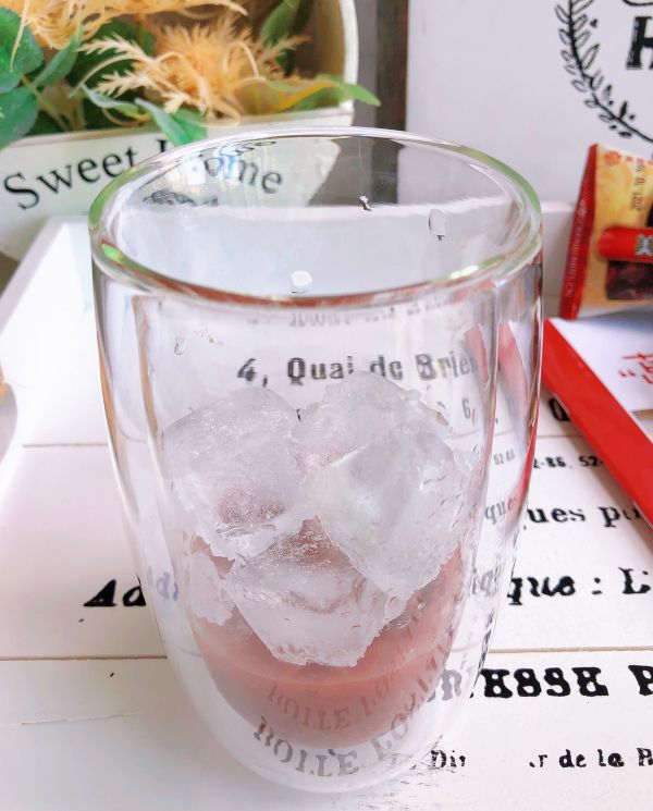 蔓越莓气泡养乐多