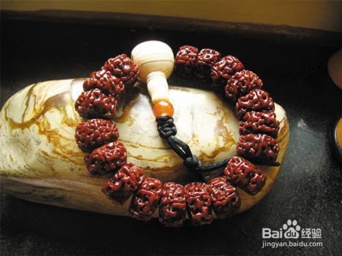 菩提子手串怎样快速盘红