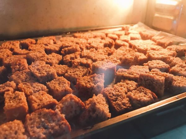 炼乳砂糖可可面包干