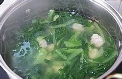 每日美食-小白菜丸子汤的做法