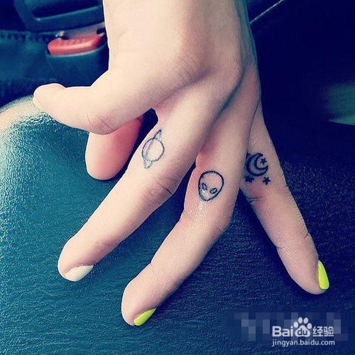 纹身墨水弄手上怎么清洗呢?