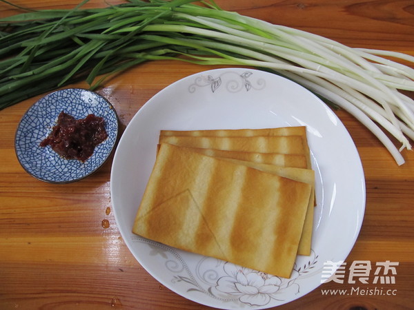 韭菜炒香干的做法