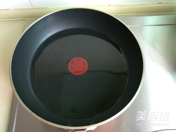 榨菜虾皮鸡蛋饼